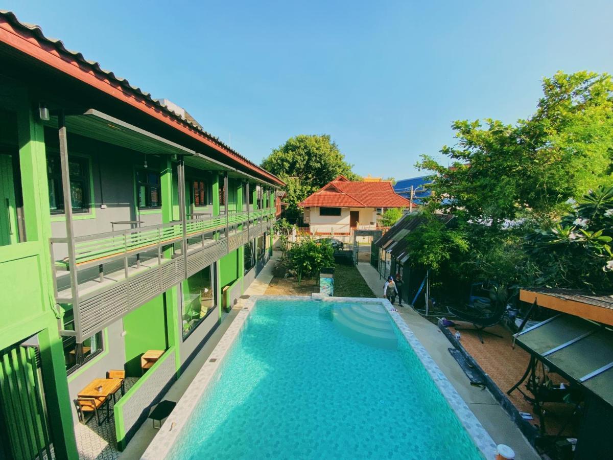 Chiangmai Moli Inn (Adults Only) Chiang Mai Eksteriør billede
