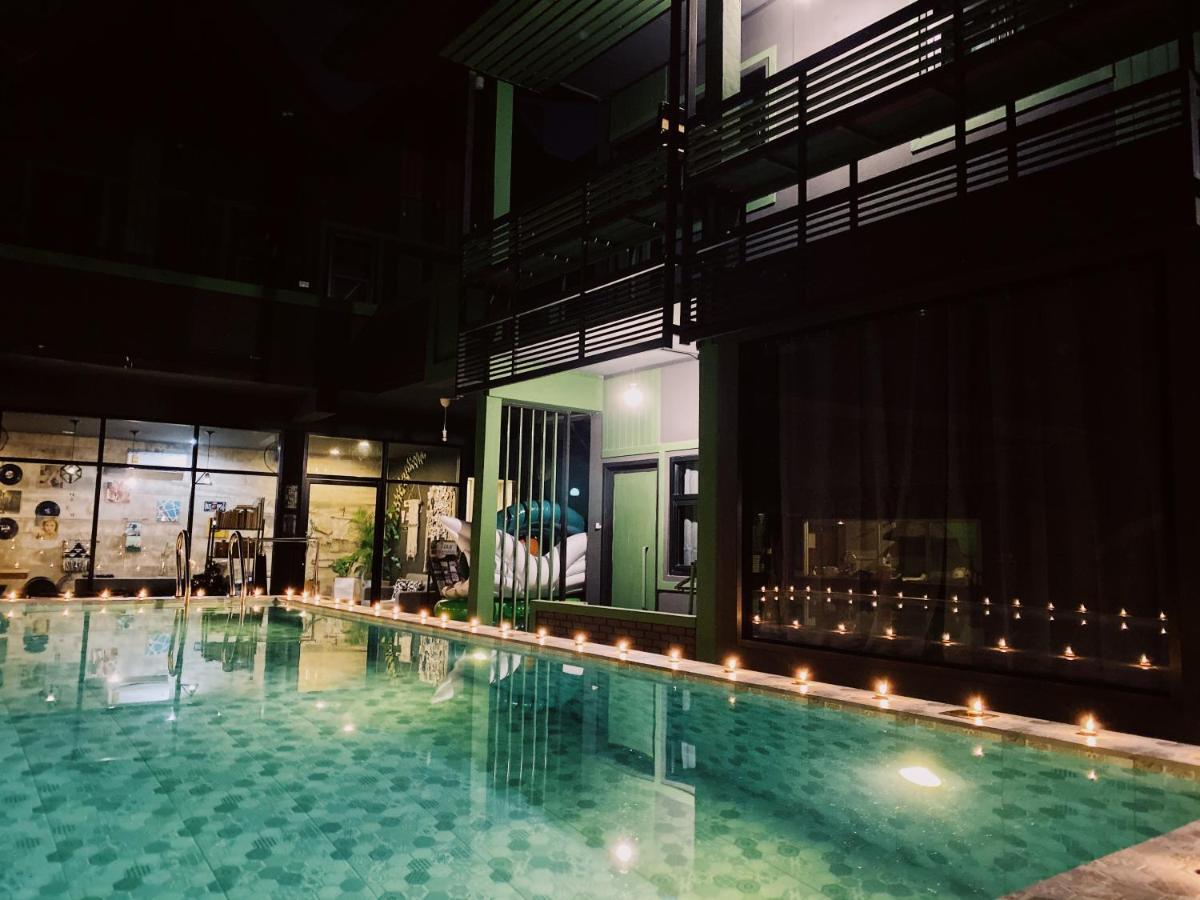 Chiangmai Moli Inn (Adults Only) Chiang Mai Eksteriør billede