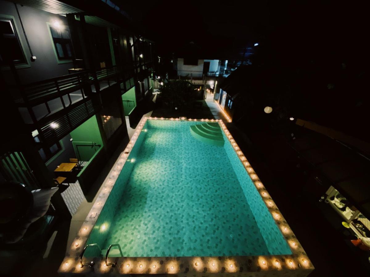 Chiangmai Moli Inn (Adults Only) Chiang Mai Eksteriør billede